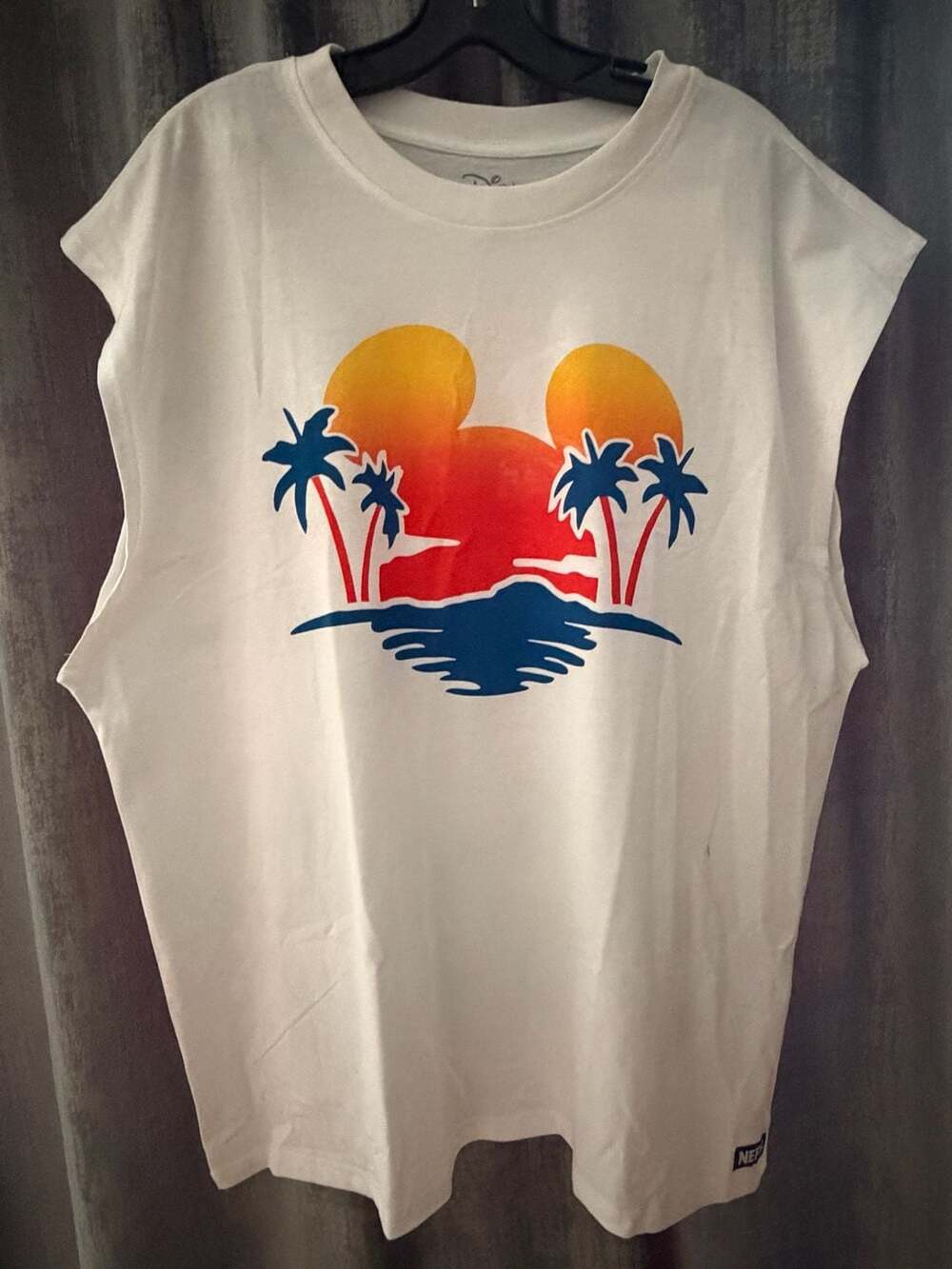 Neff Disney Mickey Mouse Chill Out Tank Top Size L White